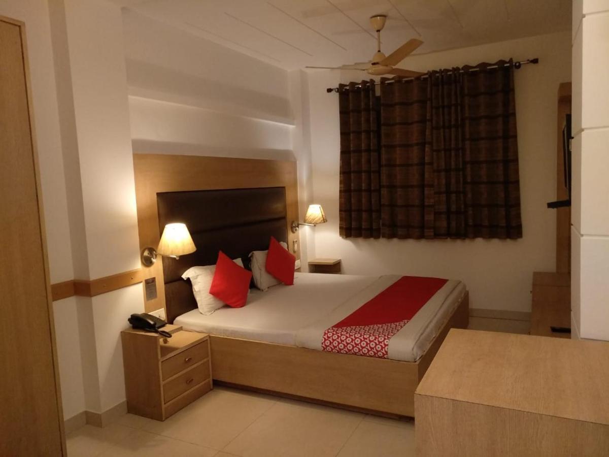 Hotel Arina Inn New Delhi Exterior foto