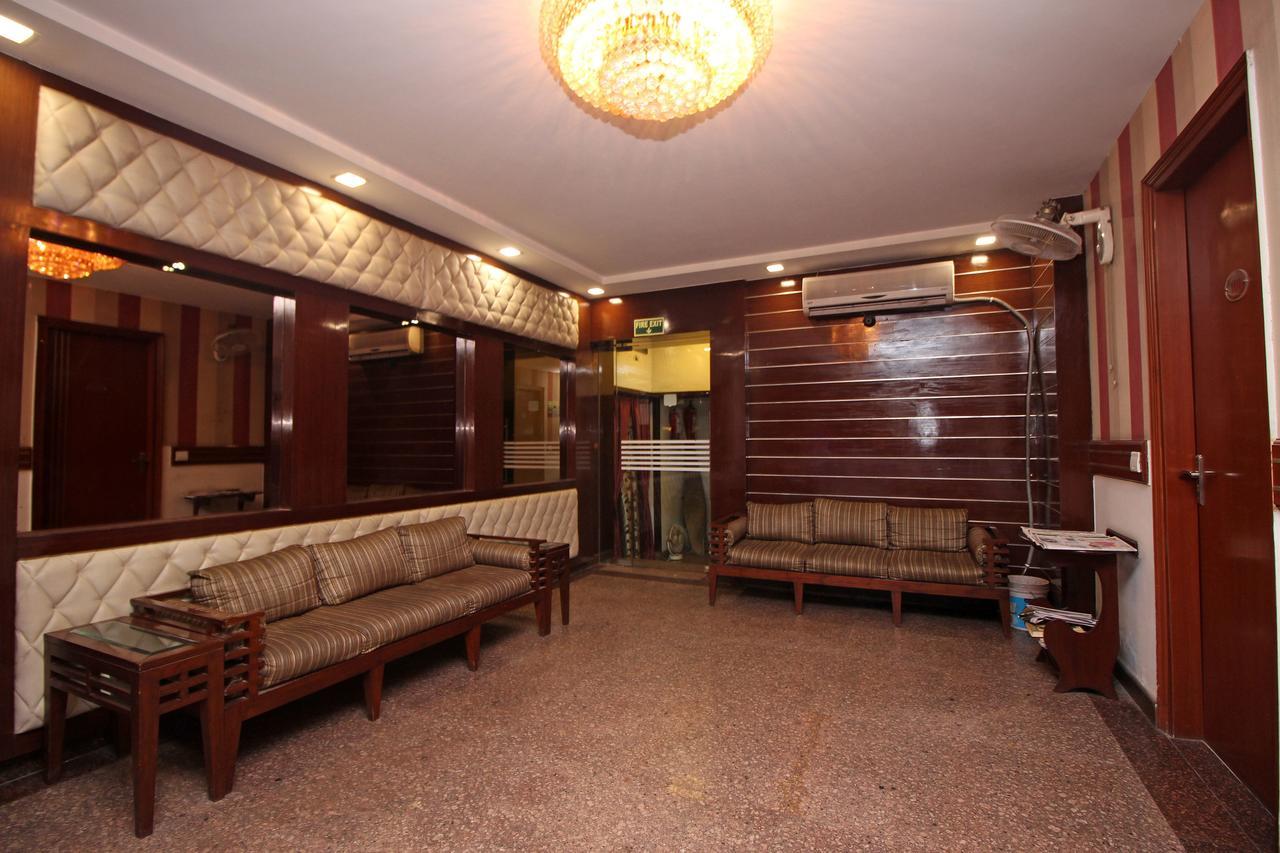Hotel Arina Inn New Delhi Exterior foto