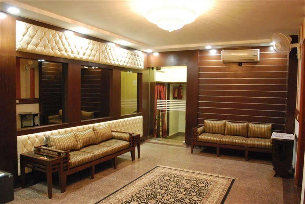 Hotel Arina Inn New Delhi Exterior foto